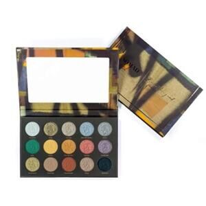 NOMAD BERLIN UNTERGRUND EYESHADOW PALETTE - 0045